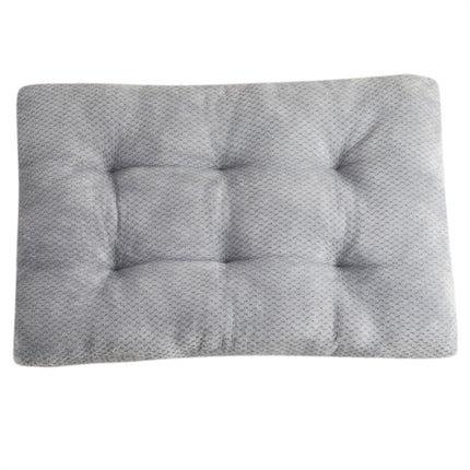 Winter Warm Cat Nest – Soft, Cozy Pet Mat for Indoor Cats & Small Dogs